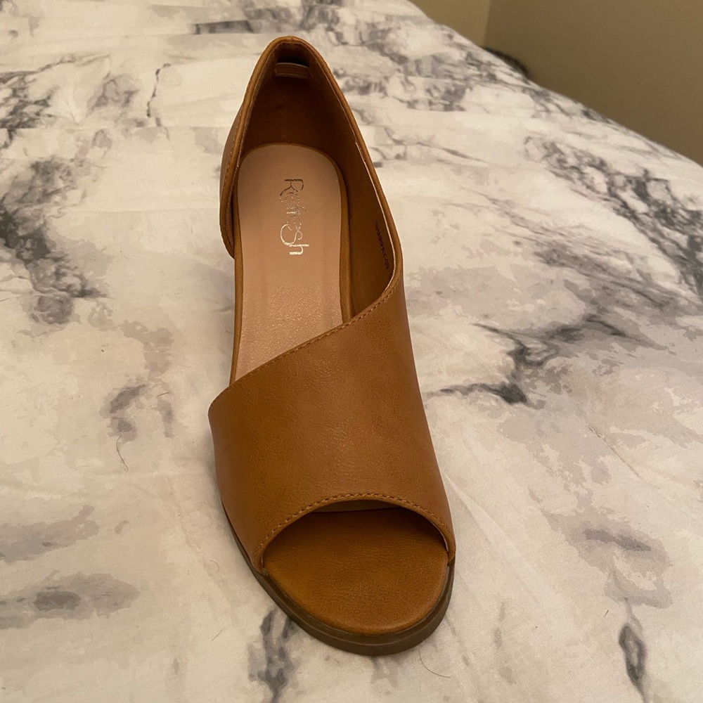 Heels from refresh - Picture 3 of 4